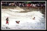 Crowds line the bank at the Pororoca Championship 2001 in Sao Domingos do Capim, Copyright Paulo Santos